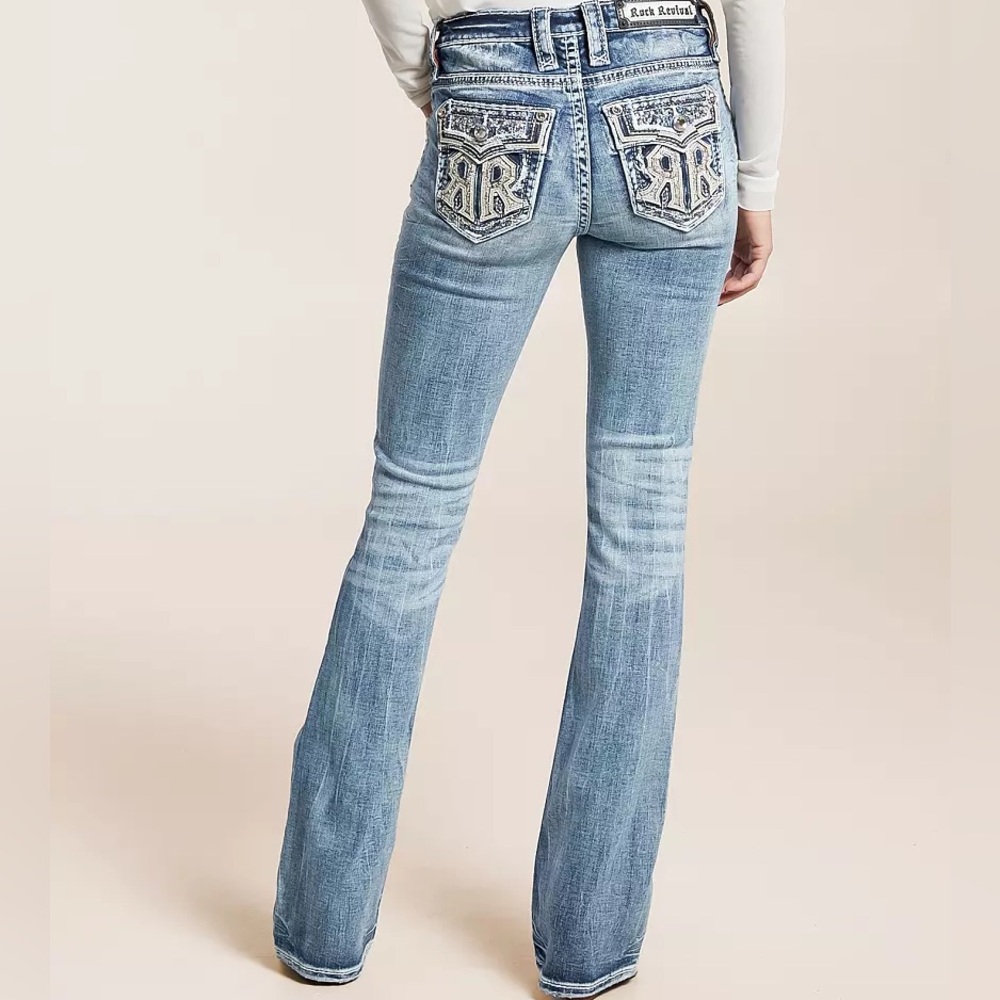 ✨ ROCK REVIVAL Mid-Rise Boot Stretch Blue Embellished Jeans 27 x 32 NWT ✨